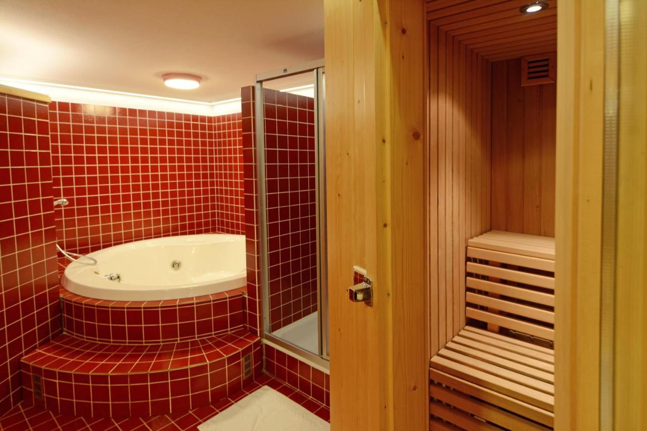Apartments Rondula Santa Cristina Val Gardena Ngoại thất bức ảnh